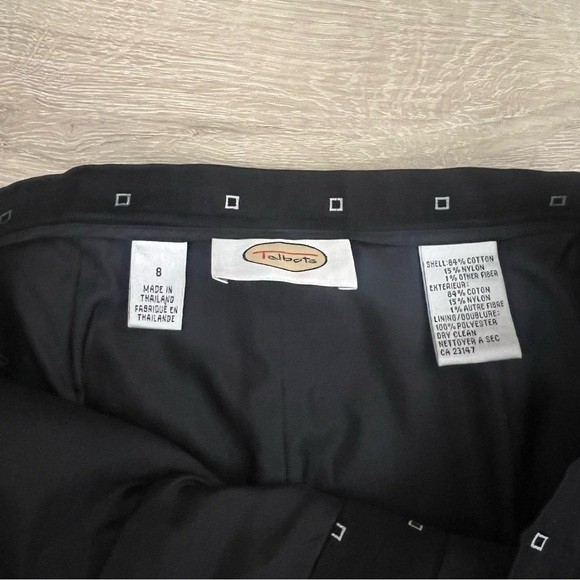 Talbot’s Ankle Pants Size 8 Black Geometric Squares all Over - Picture 2 of 5